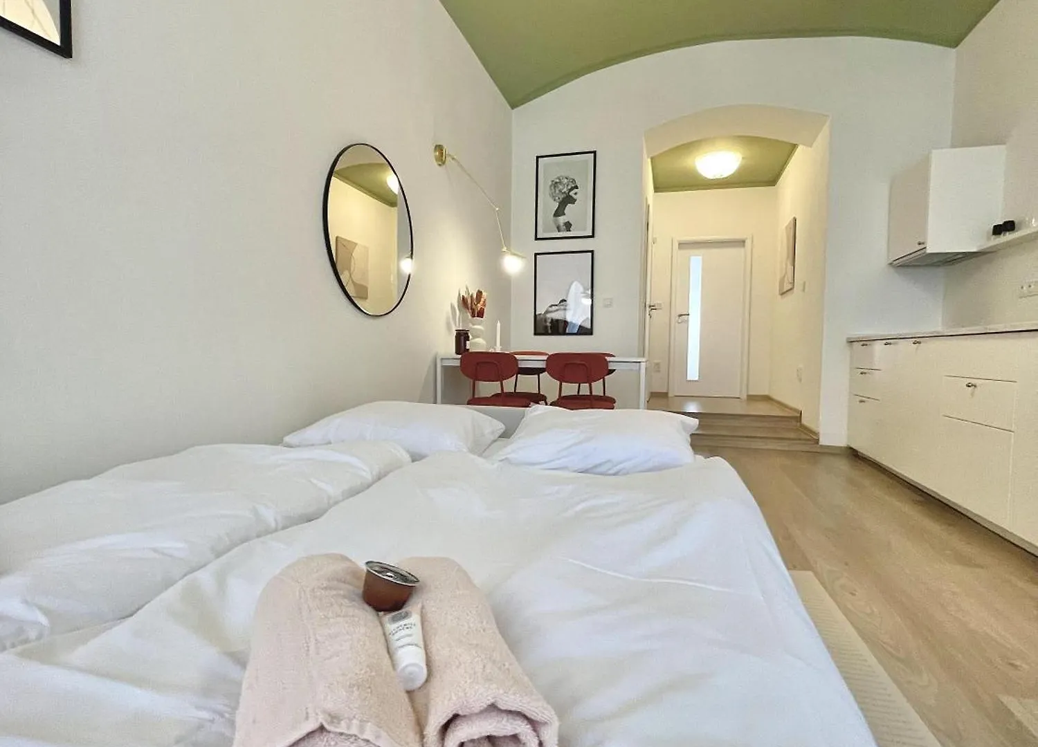Apartment Cozy, Natural Ground Base Apartment, Prague